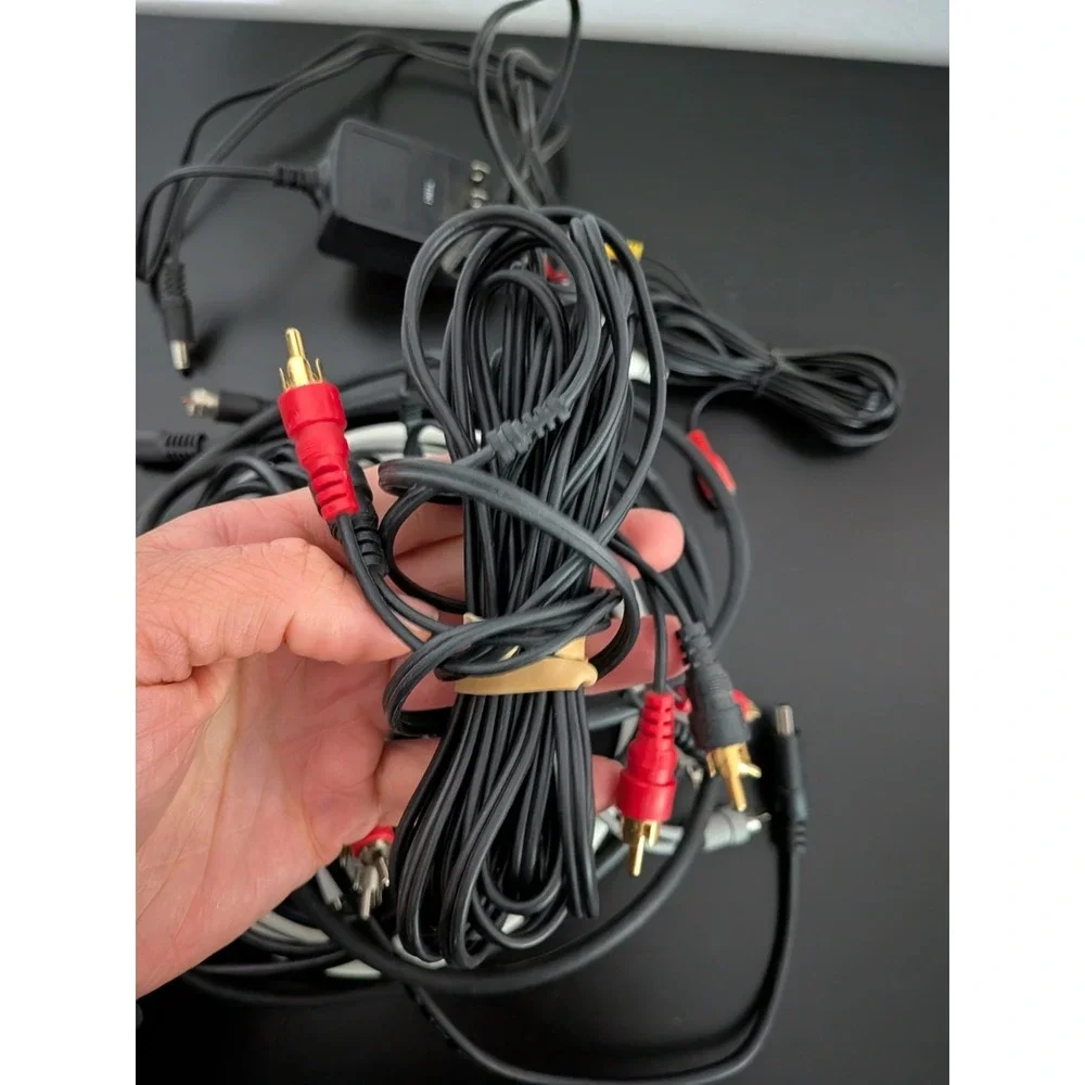 Miscellaneous Cable‎ Lot Audio Video AV Cables Etc 2.3lbs